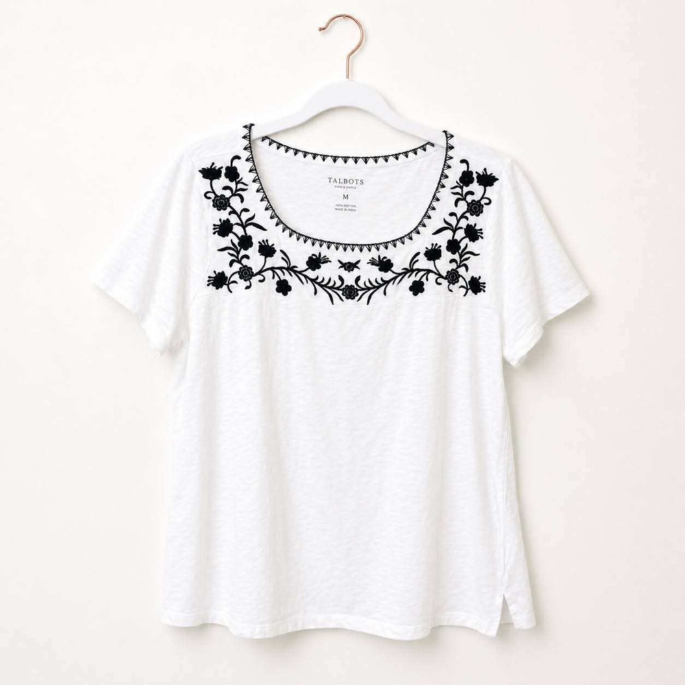 Talbots Embroidered Tee Women 1XP White Navy Blue Floral Short Sleeve Cotton